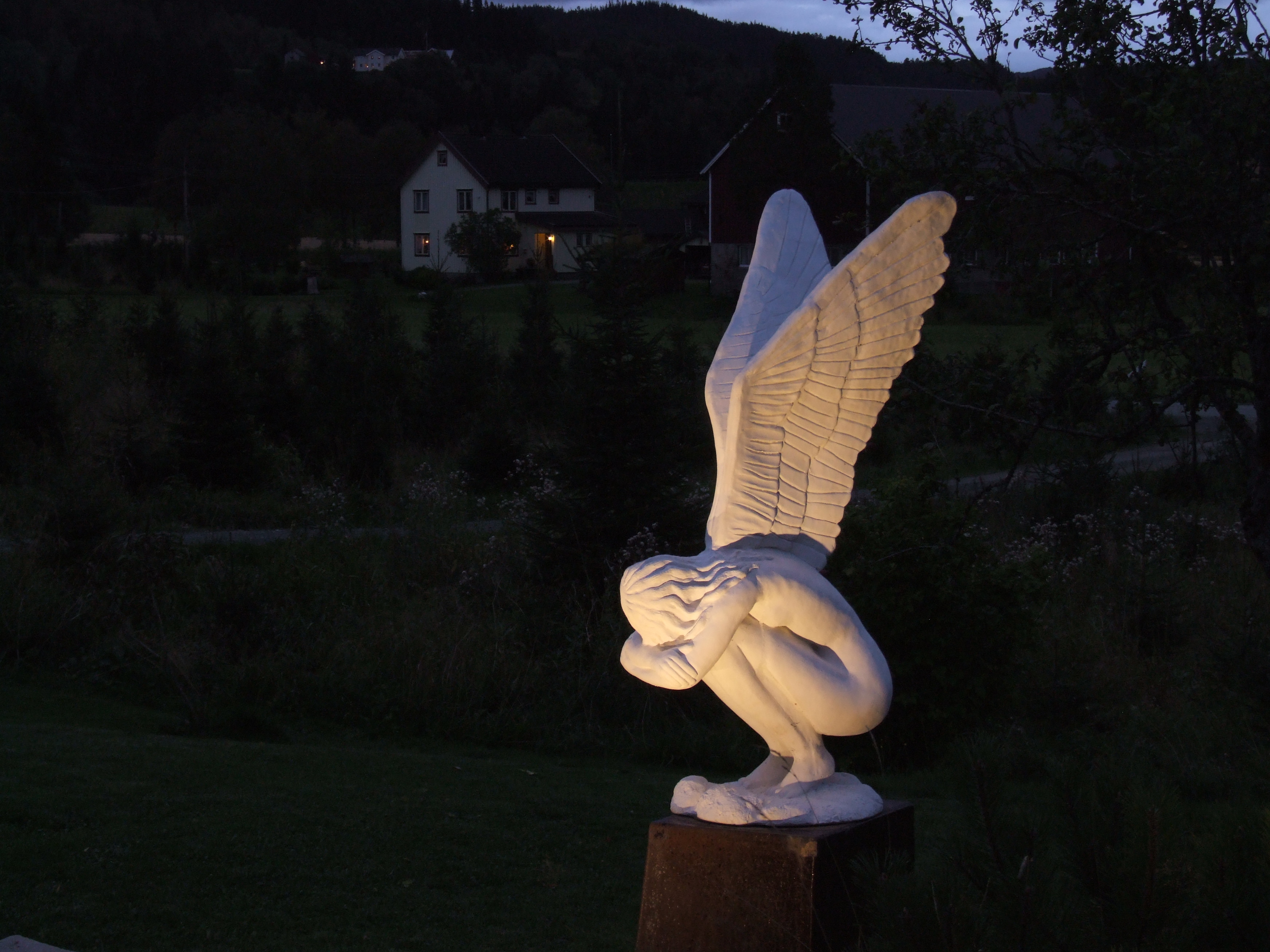 Hage statue - Gauldal